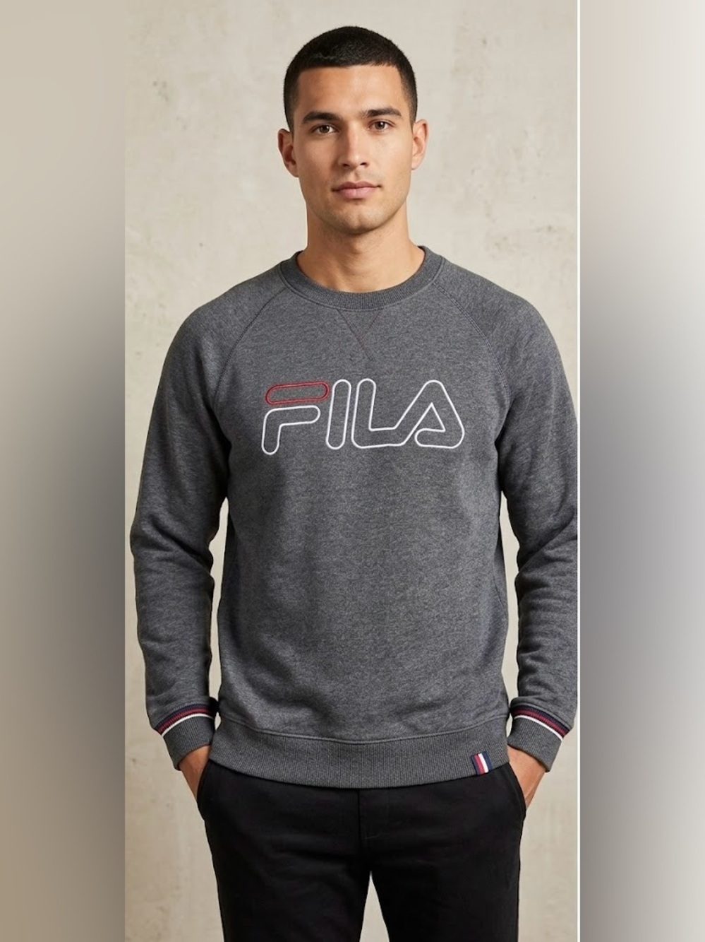 FILA Grey Crewneck Sweatshirt Men’s Medium Spell Out Logo Athletic Streetwear